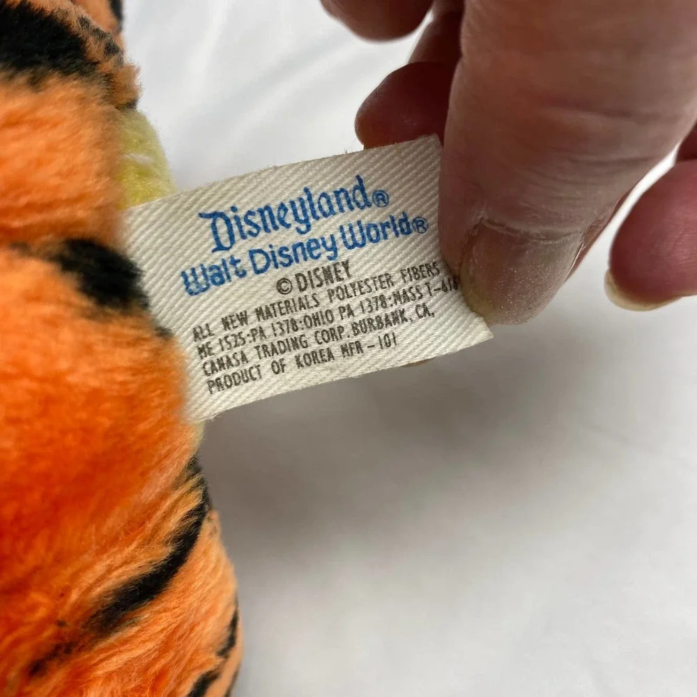 Disneyland Walt Disney World Tigger plush toy 10
